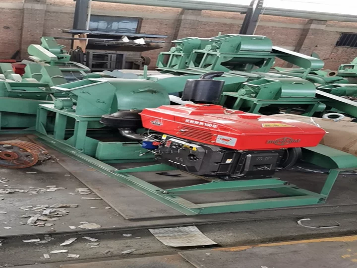 log crushing machine