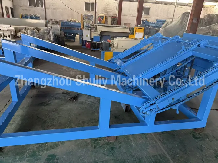 Log Feeding Machine